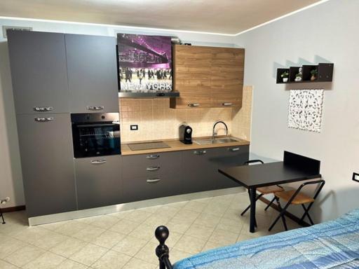 B E B House