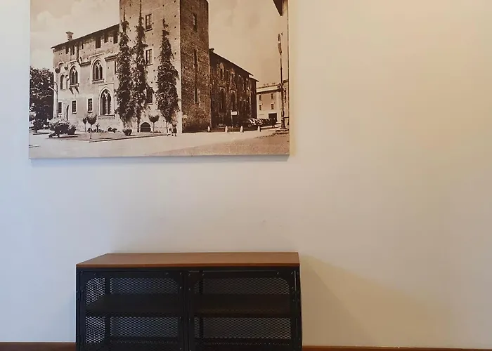 B E B House